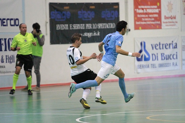 席位争夺进 席位争夺进